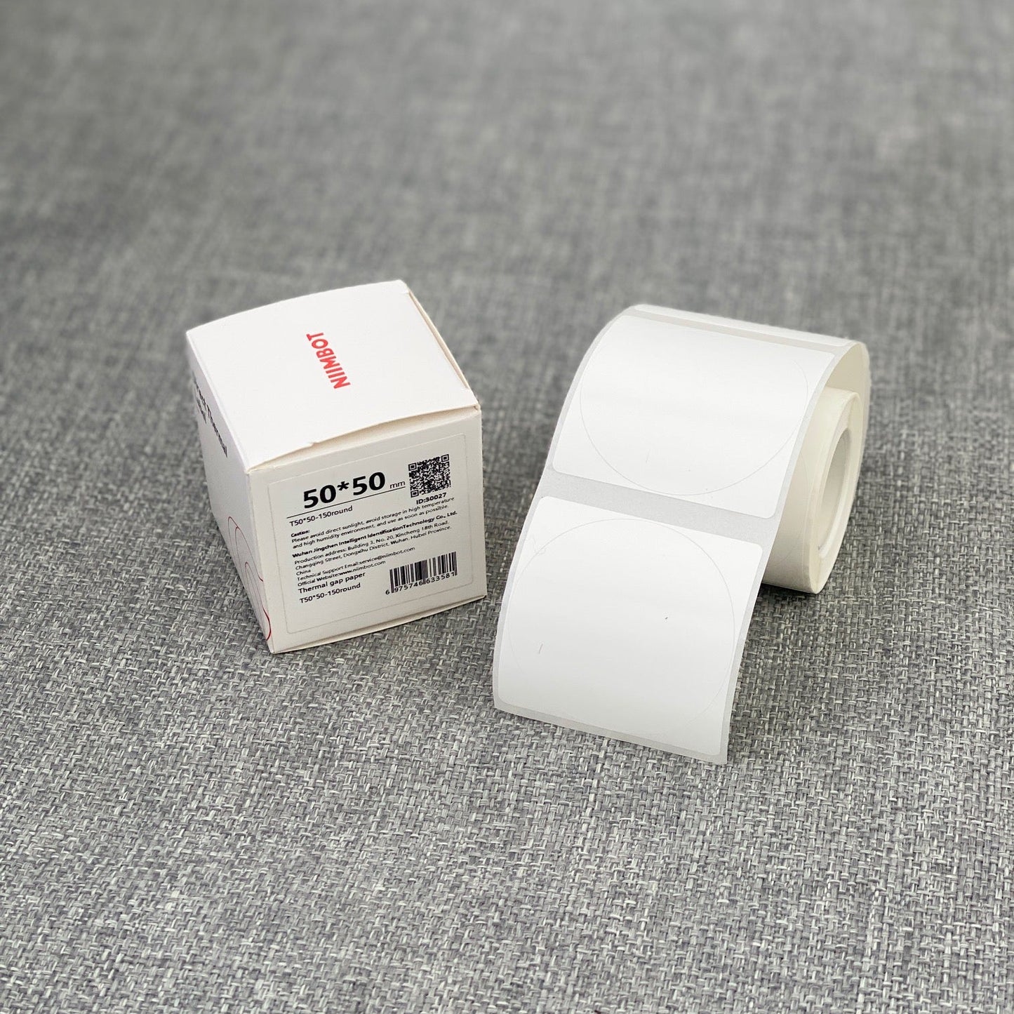Papieren Niimbot thermische label vellen voor de Niimbot B21 Pro, B1 Pro en B4 labelprinters.