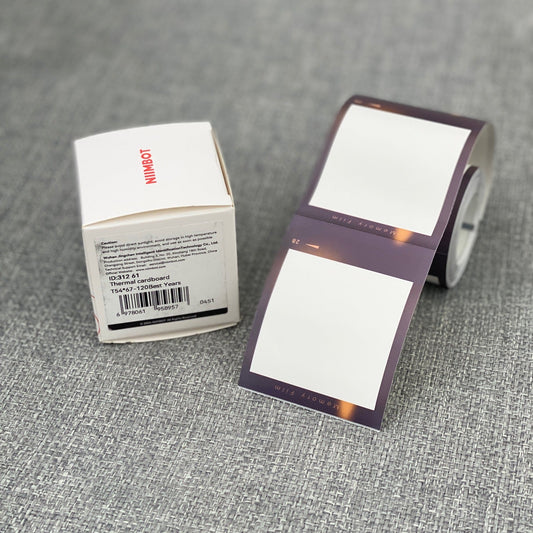 Kartonnen Niimbot thermische label vellen voor de Niimbot B21 Pro, B1 Pro en B4 labelprinters.